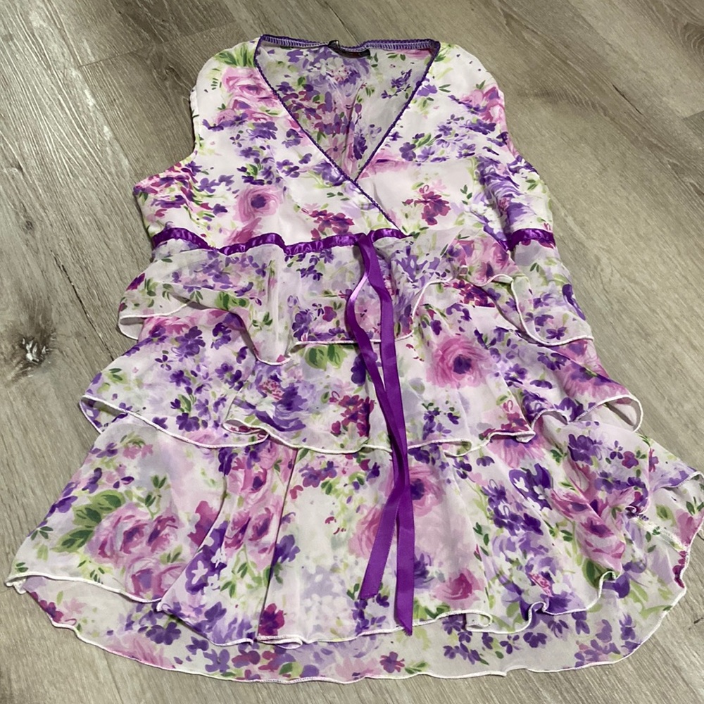 purple floral ruffle tank top
